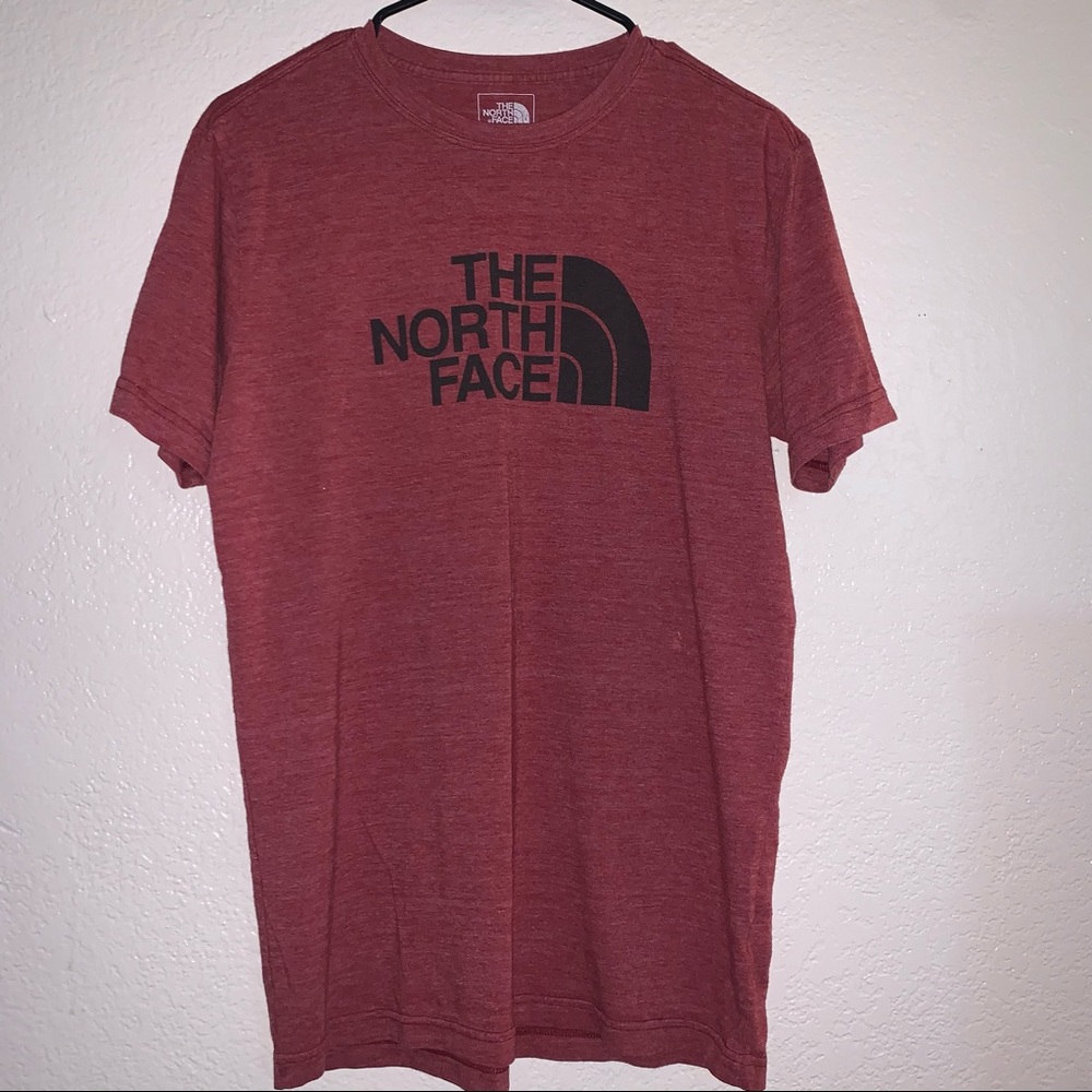 Men’s Medium The North Face Red T-Shirt